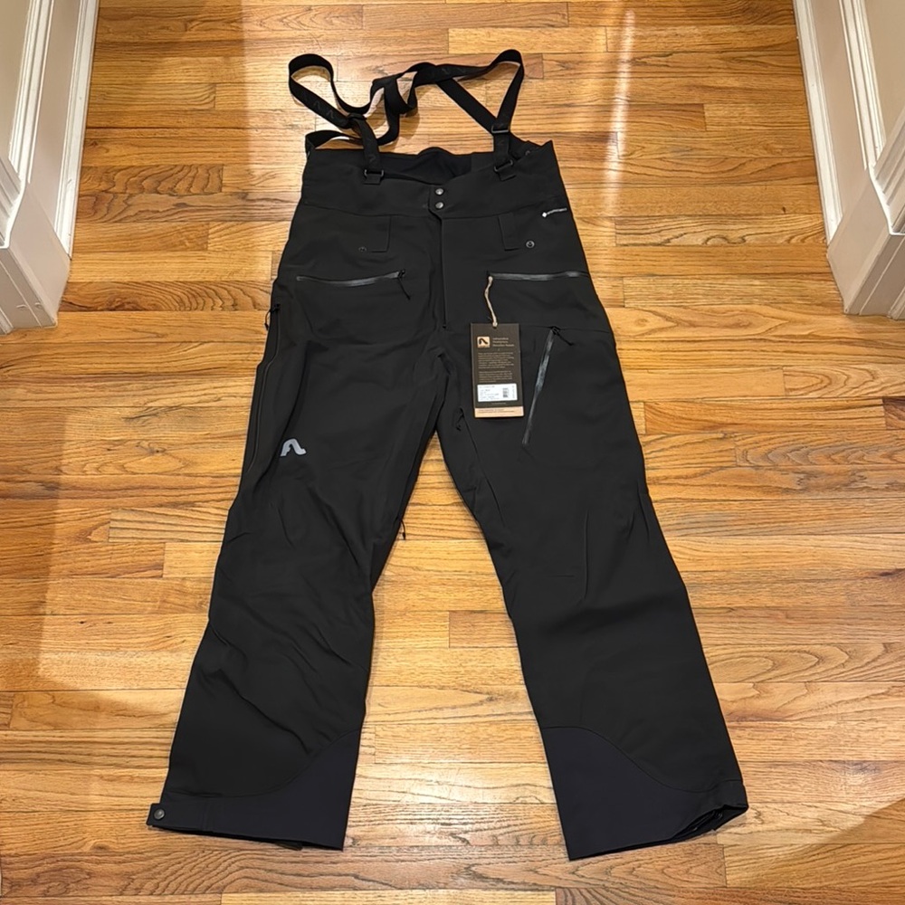 Flylow Mens Tannen Bib Medium Black NWT